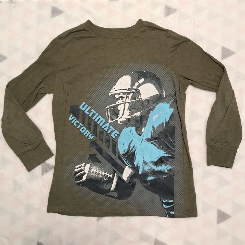 Boys long sleeved graphic tee size S